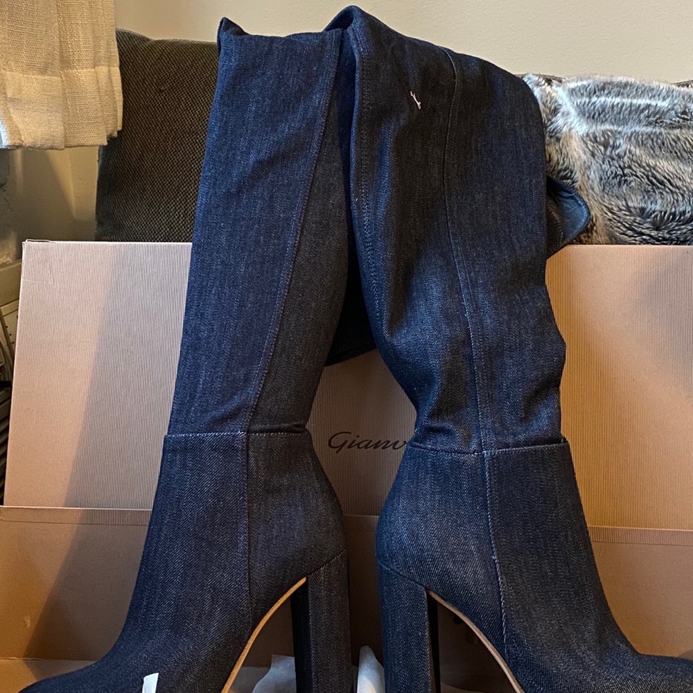 Gianvito Rossi Women’s Boots Size 37